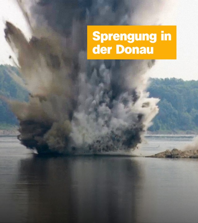 Explosion im Wasser: Sprenung in der Donau in Rumänien.