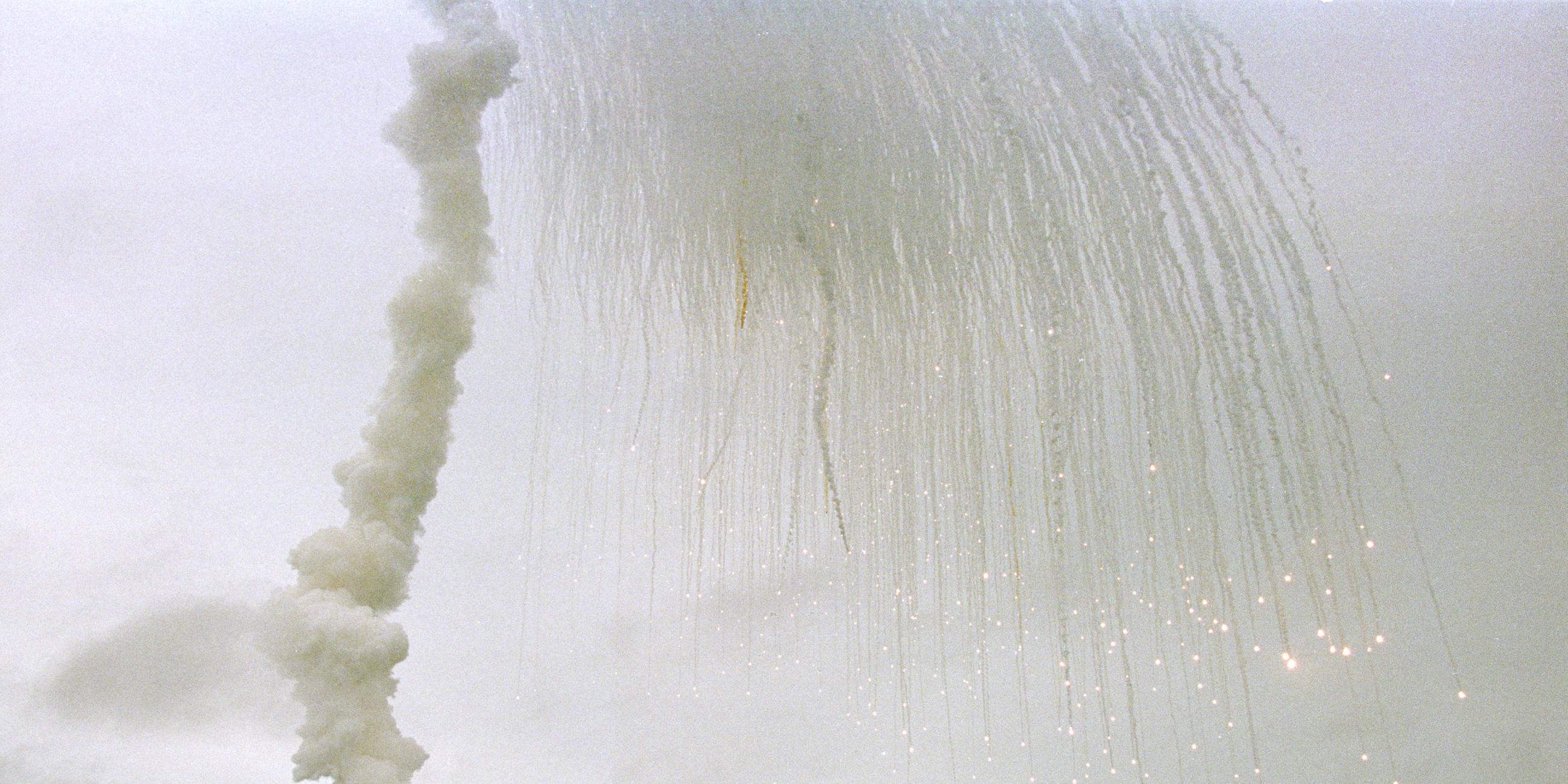 Der erste Start 1996 ging grandios daneben: Ariane 5 explodierte wegen einer Technikpanne über dem Regenwald Französisch-Guyanas! Auch der zweite Start war nicht so der Hit, aber dann…