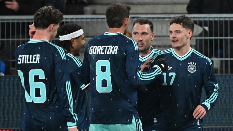 Das neue Auswärtstrikto der Nationalmannschaft beim Testspiel gegen die Schweiz