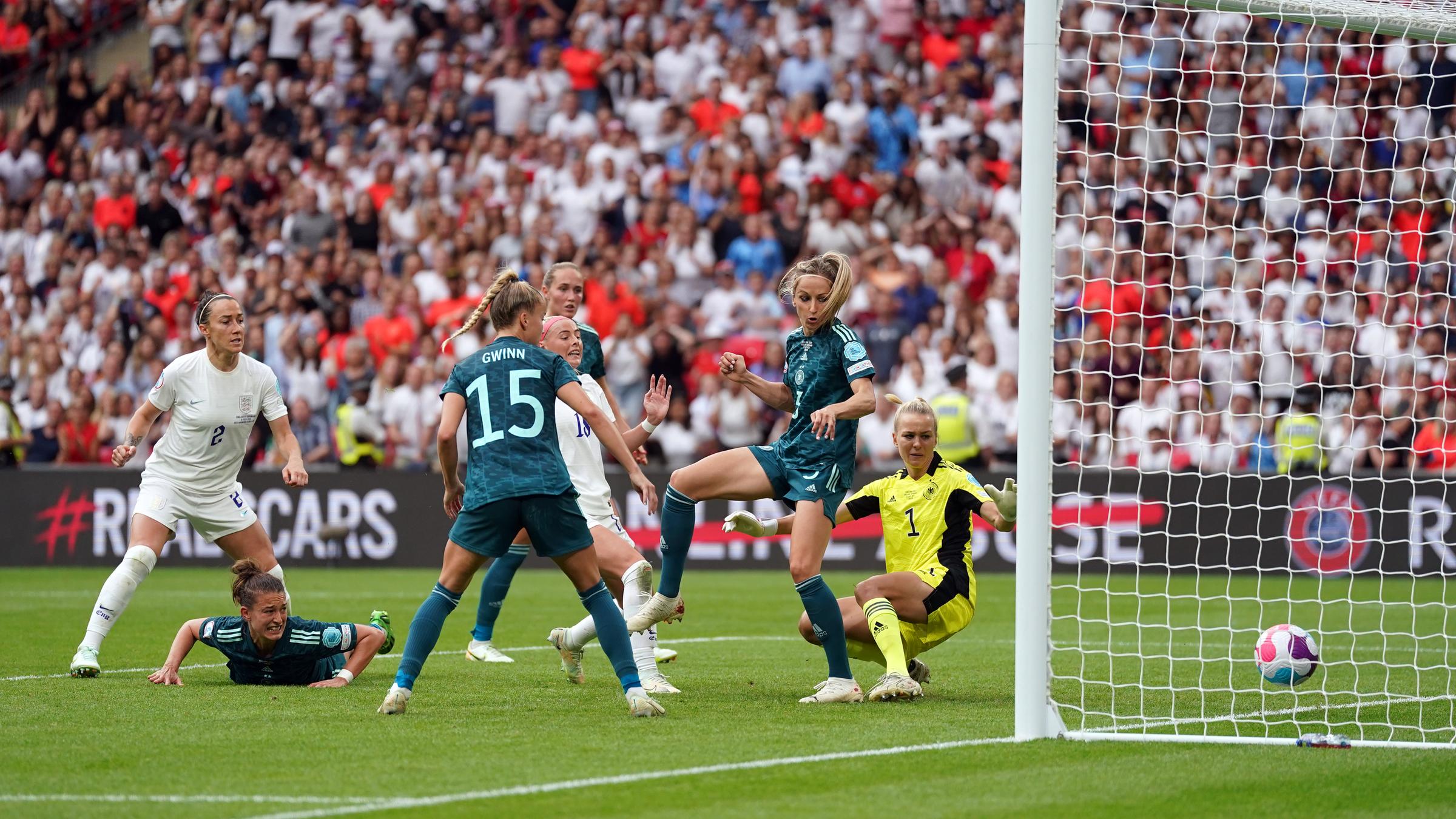 Kelly, Chloe - erzielt das 2:1-Siegtor im EM-Finale 2022