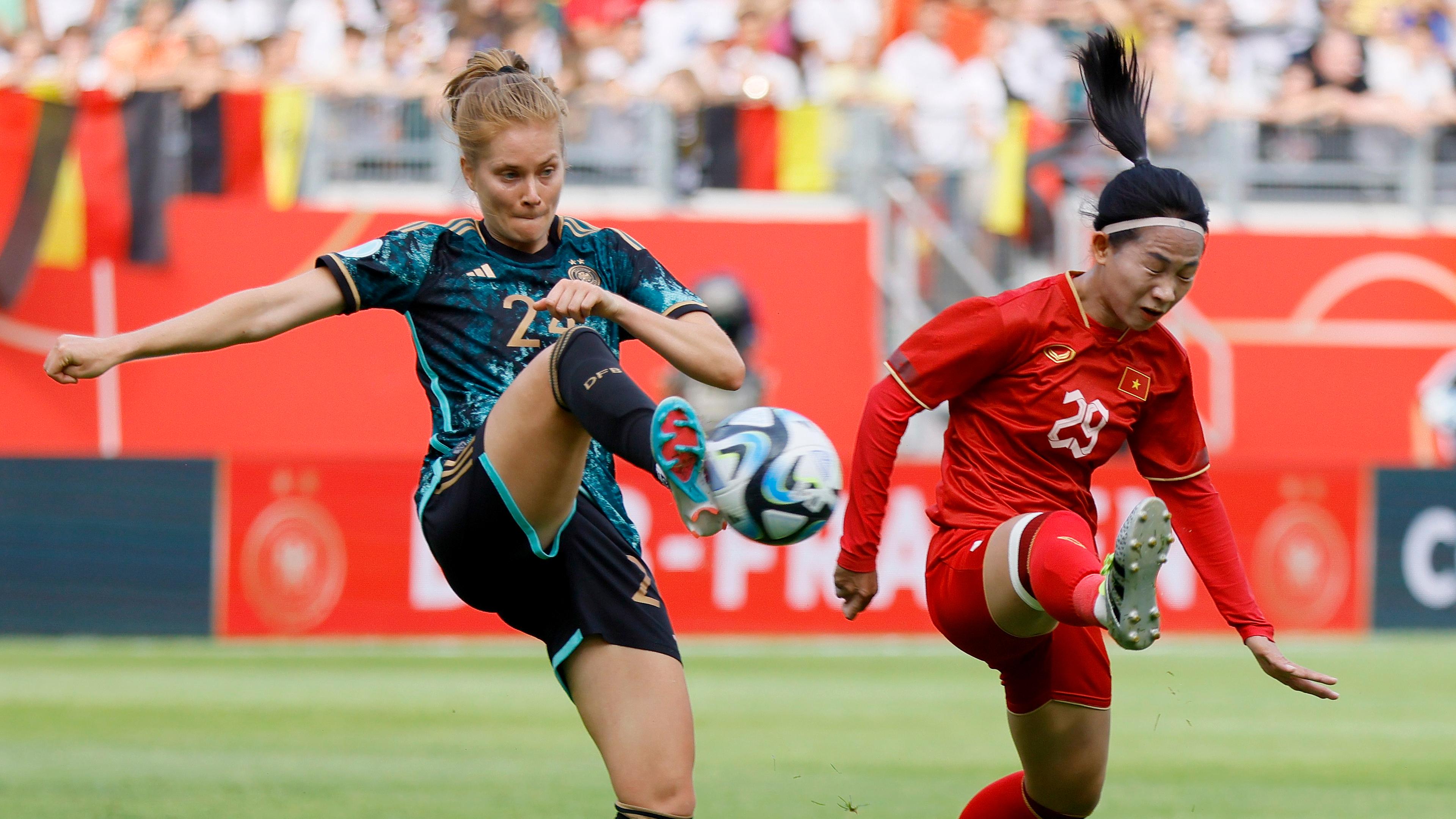 Sjoeke Nüsken beim Länderspiel Deutschland gegen Vietnam. 