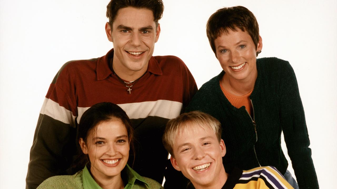 logo!-Moderatoren Alexander Antoniadis, Verena Egbringhoff, Antje Pieper, Georg Bussek