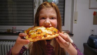 Anna Mattea, 11: Mandarinen-Pizza