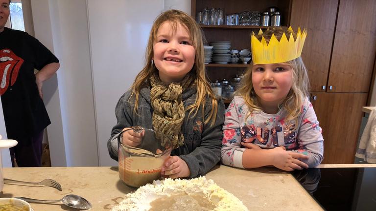 Meta und Mia: Oliven-Champingon-Pizza