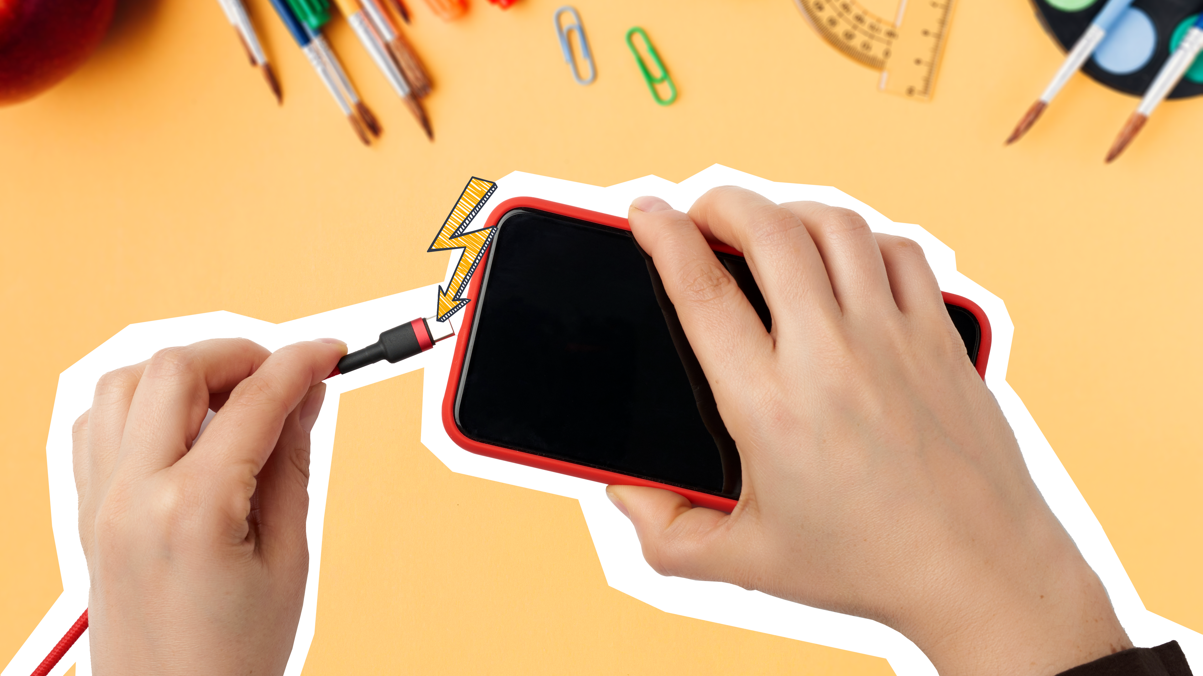 Detail Smartphone wird aufgeladen