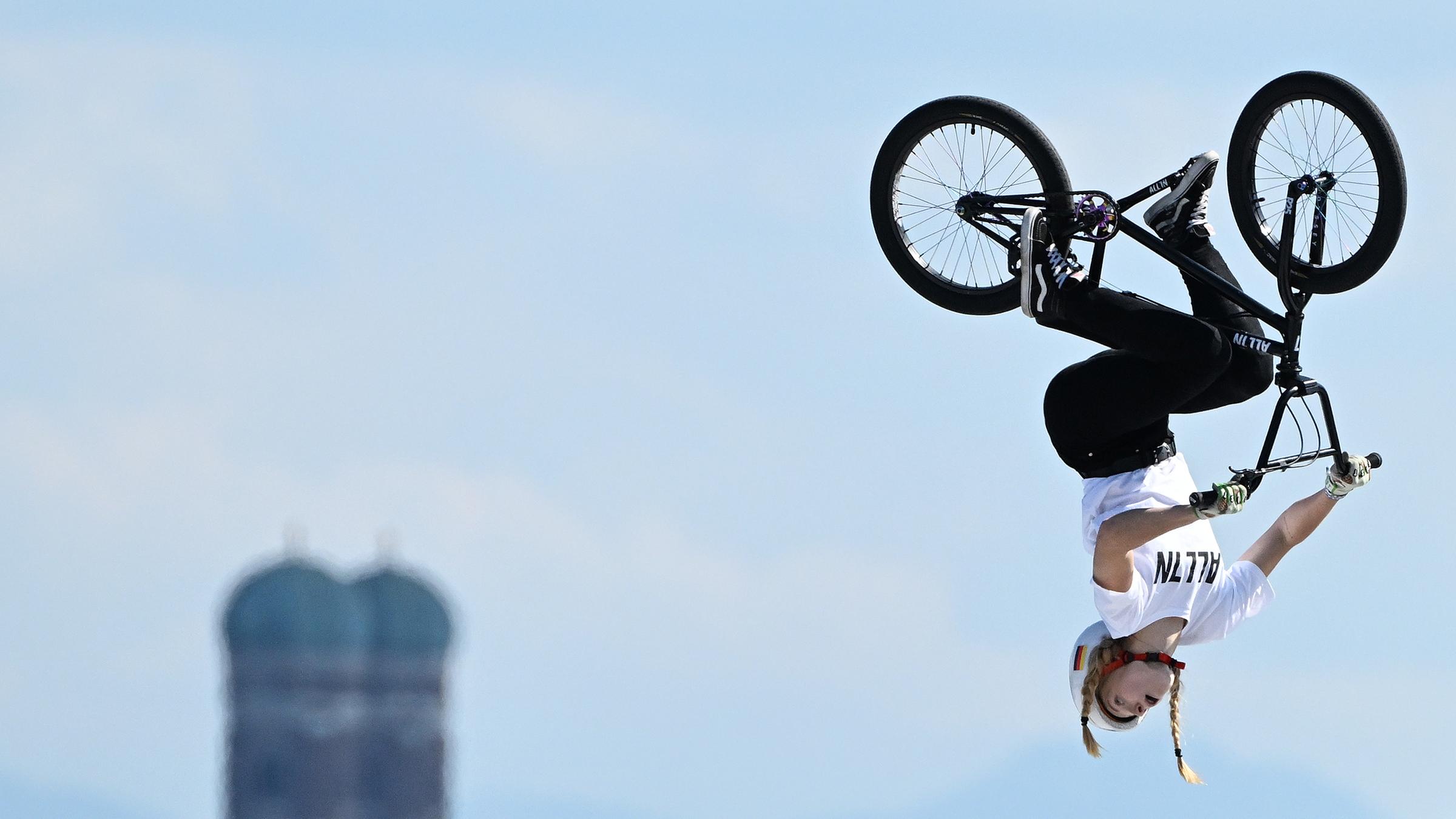 European Championships, Europameisterschaft, BMX, Frauen, Finale, Olympiaberg. Die deutsche Kim Lea Müller startet beim Finale. 