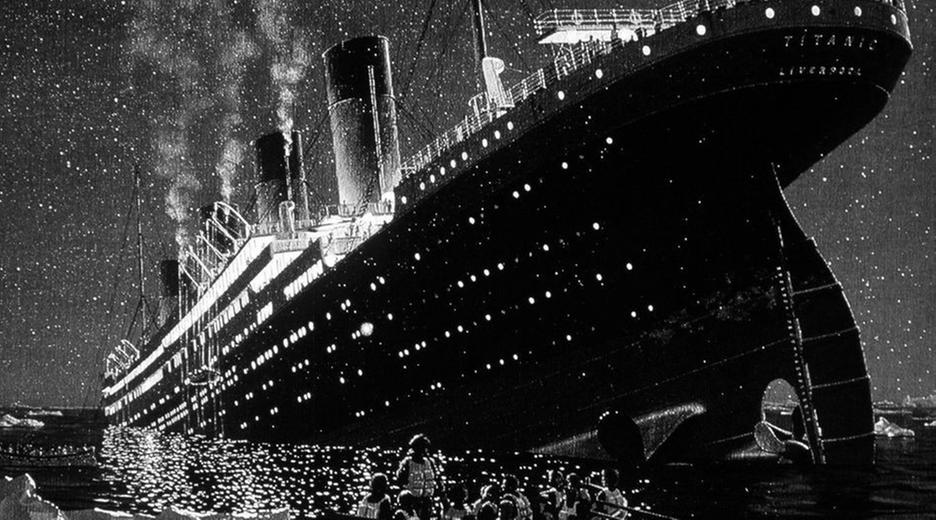 die Zeitgenoessische Darstellung zeigt den Untergang des Luxusliners Titanic, bei dem am 15. April 1912 1523 Menschen den Tod fanden. In Muenchen wurde am Donnerstag (9.11.2000) erstmalig ein Foto des Eisberges, den die Titanic seinerzeit gerammt hatte, veroeffentlicht. Das Foto war unmittelbar nach dem Unglueck vom deutschen Dampfer Bremen aus gemacht worden, wurde aber nicht veroeffentlicht. Im April 2000 wurde die Aufnahme nach Muenchen verkauft. dpa (nur s/w)
