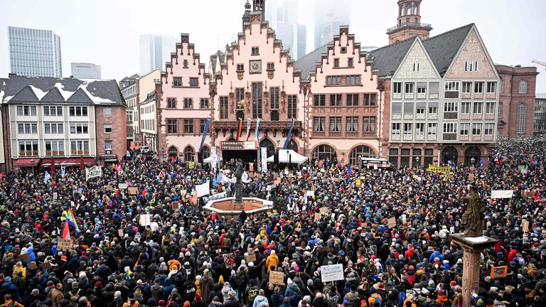 Demos gegen Rechts