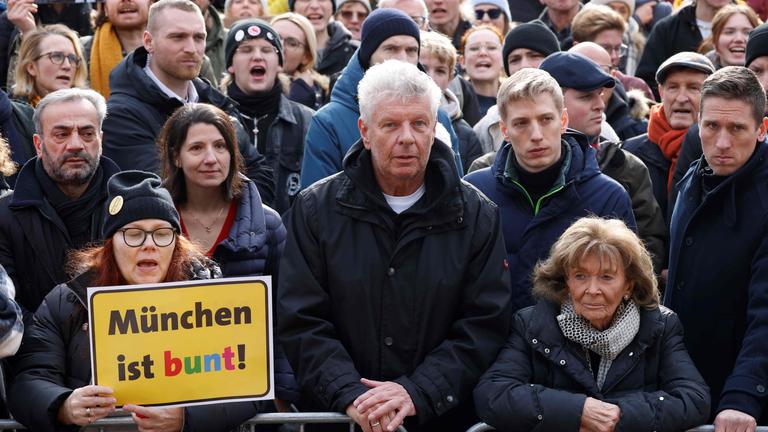 Demos gegen Rechts