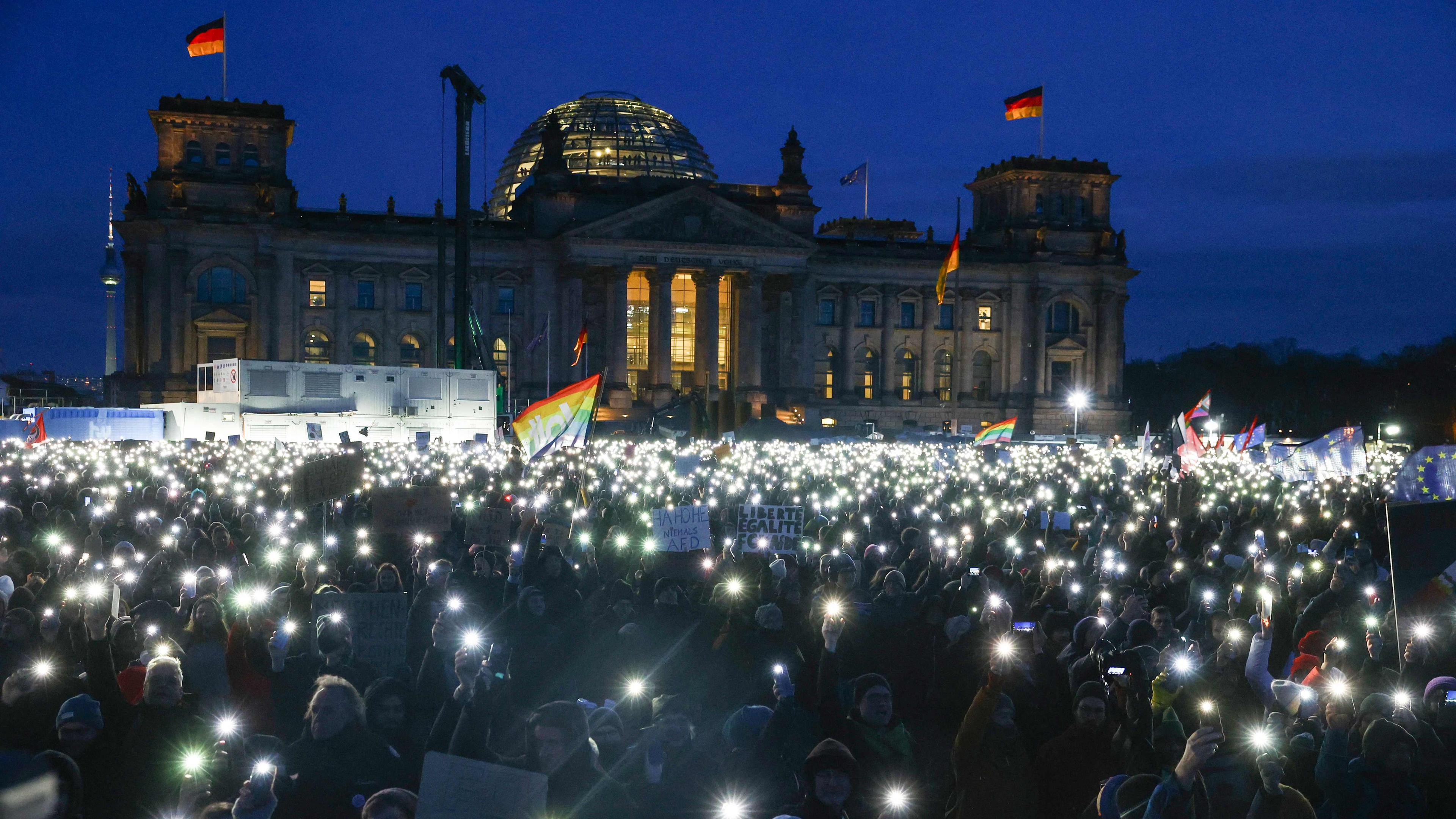 Demos gegen Rechts