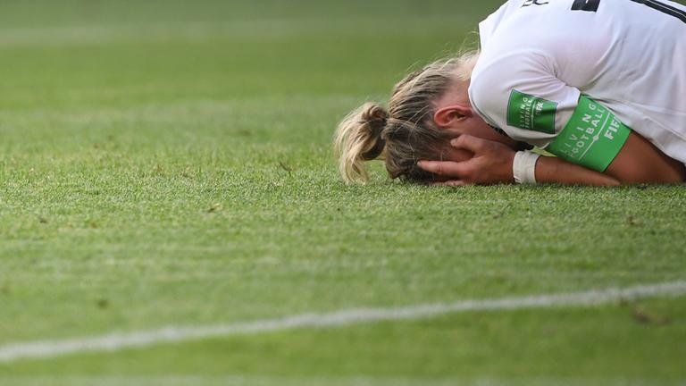 Trauer nach der Niederlage der DFB-Frauen.