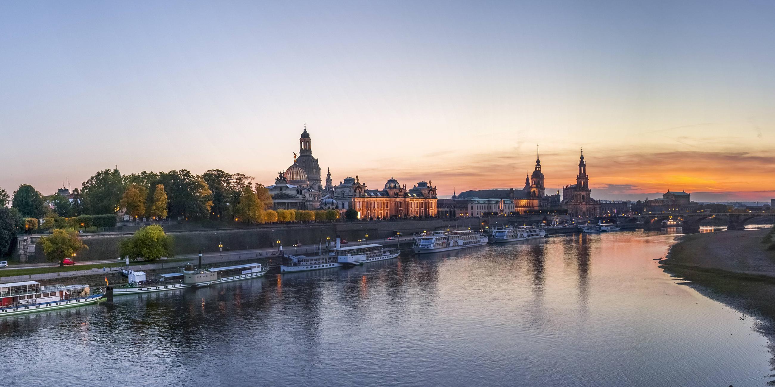 Blick auf die Dresdner Stadtsilhouette