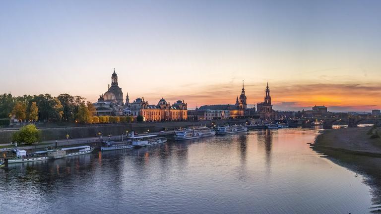 Blick auf die Dresdner Stadtsilhouette