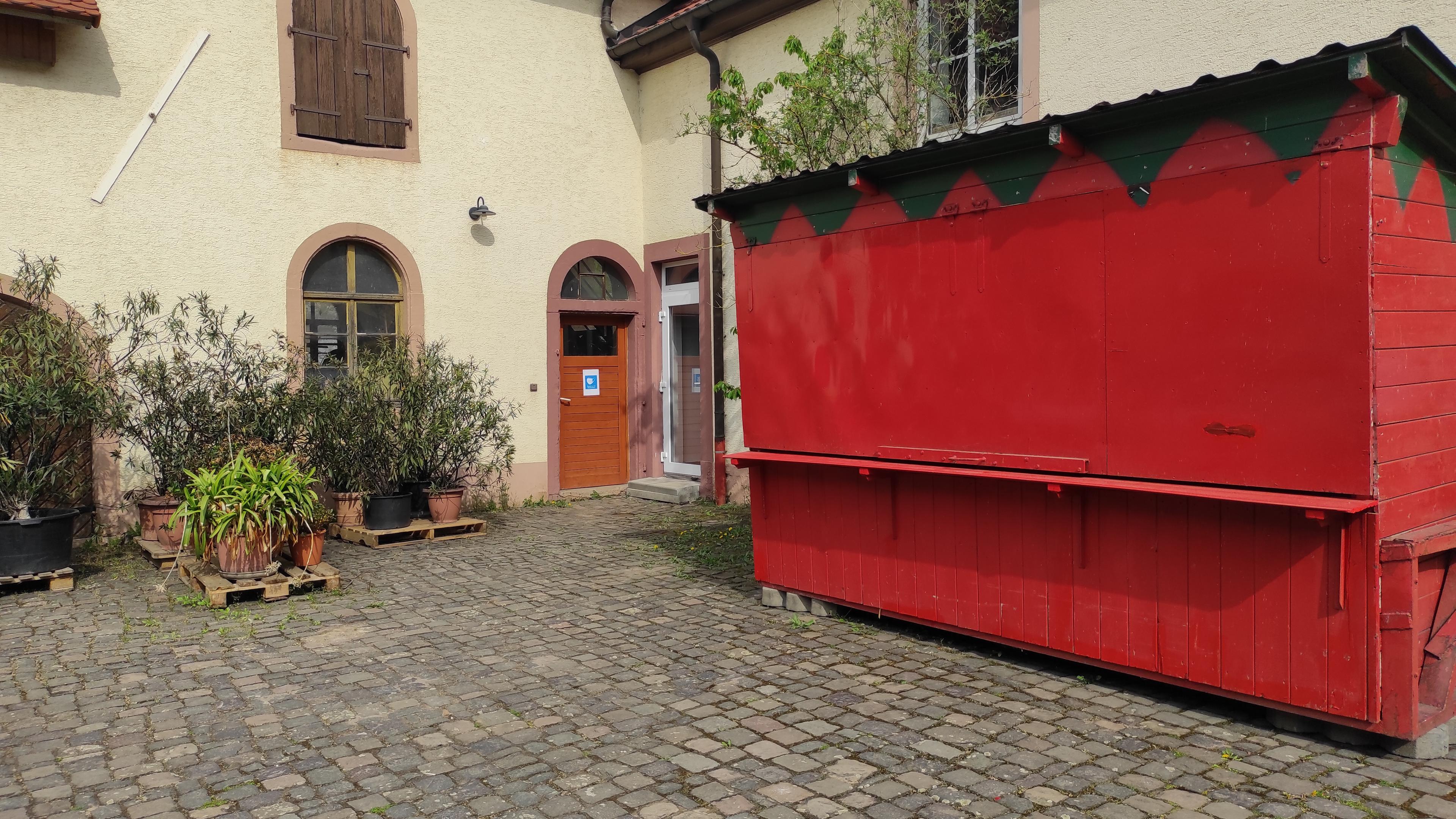 Der Hof 