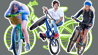 Drei Fahradfahrende Jugendliche