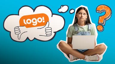 Mädchen, nachdenklich mit Laptop