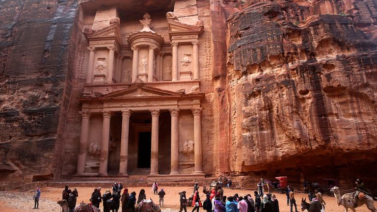 felsenstadt petra in jordanien