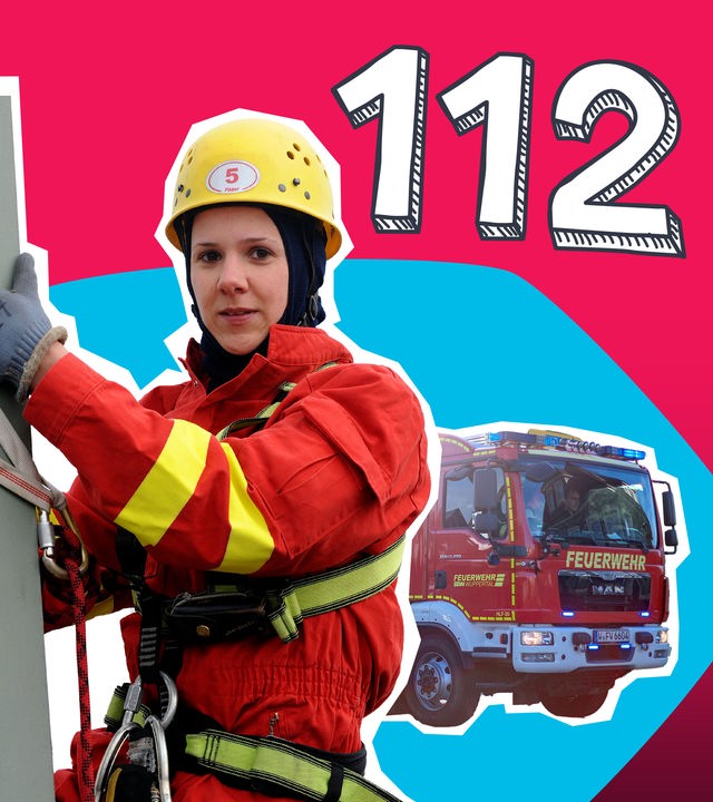 Ein Feuerwehrauto, eine 112 und eine Feuerwehrfrau vor buntem Hintergrund