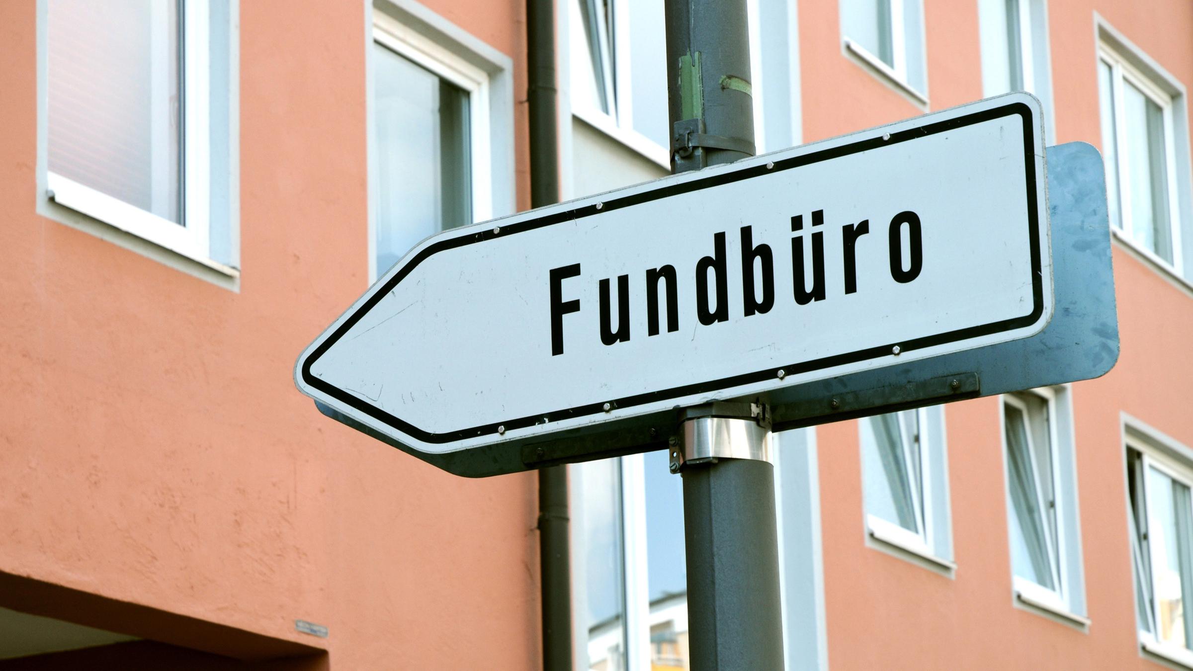 Schild: Fundbüro