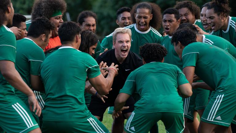 Das Fußballteam von Amerikanisch Samoa bereitet sich auf ein Spiel vor. Sie hatten 2001 eine große Niederlage gegen Australien.