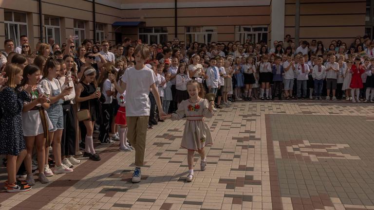 Schulstart Ukraine