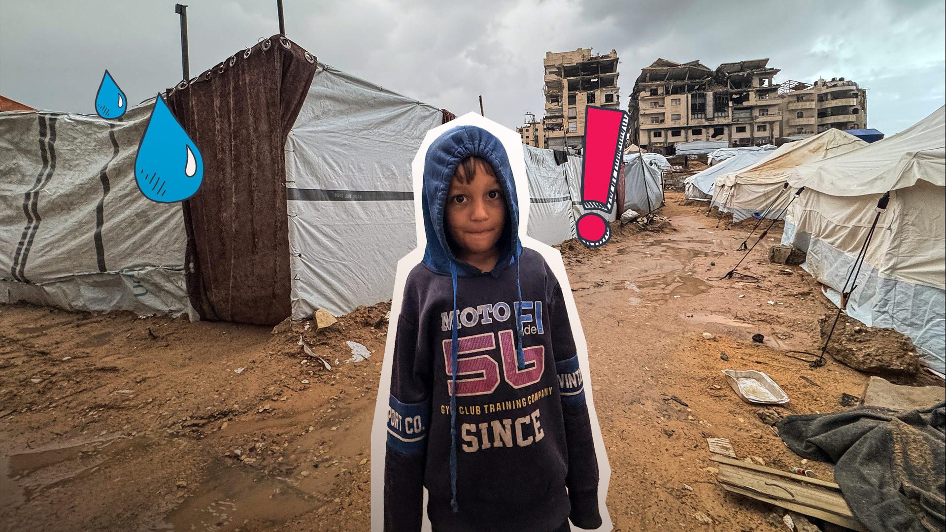 Ein Junge im Gazastreifen ist durchnässt