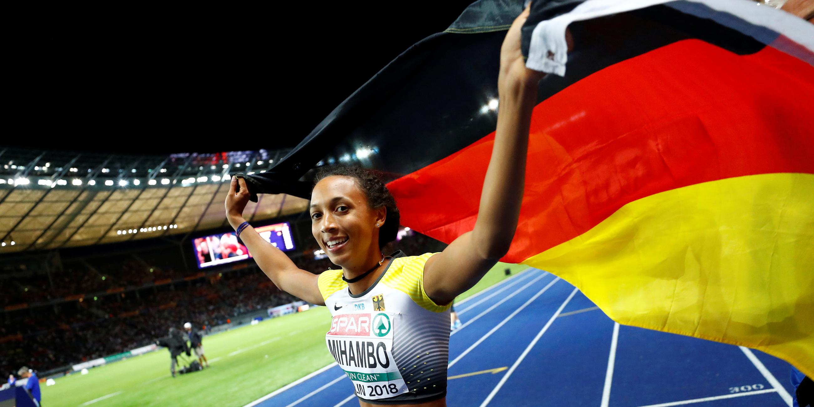 Mihambo holt Gold im Weitsprung