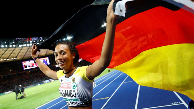 Mihambo holt Gold im Weitsprung