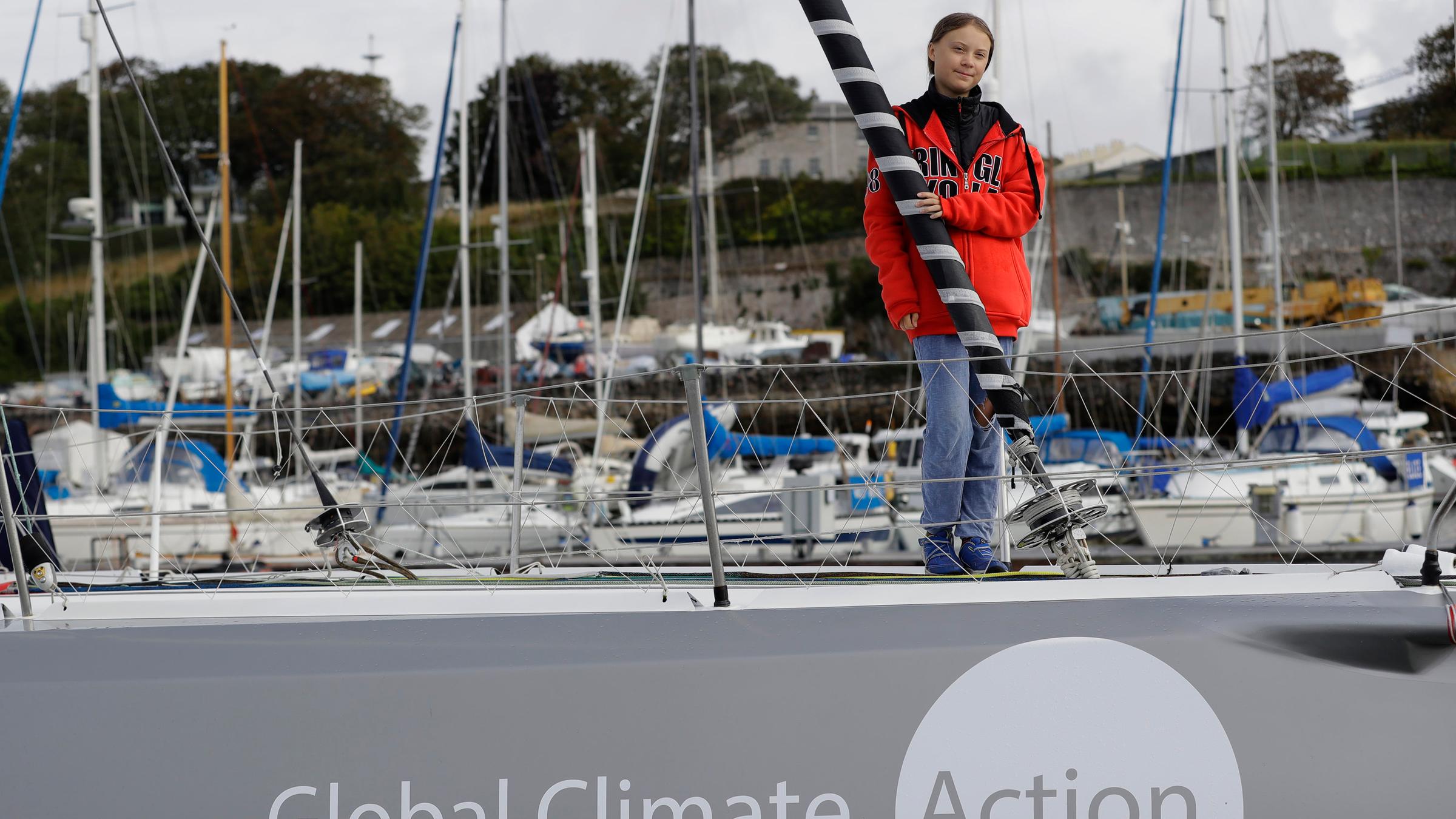 Greta Thunberg auf der Rennjacht Malizia II 