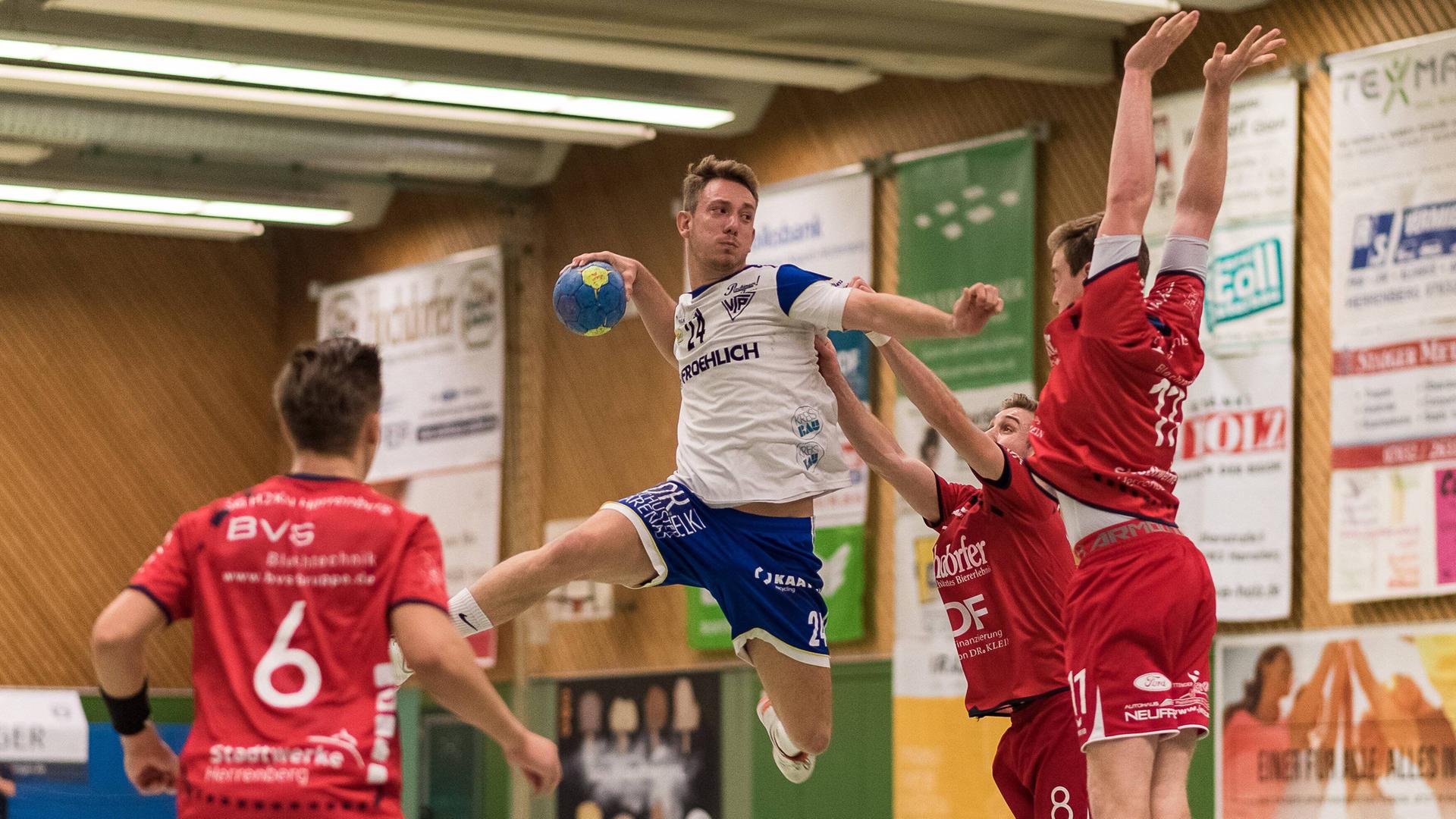 Sprungwurf beim Handball
