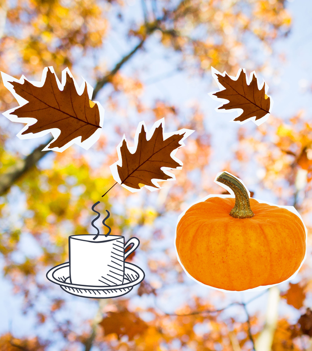 fallendes Laub, Kürbis und dampfende Teetasse 