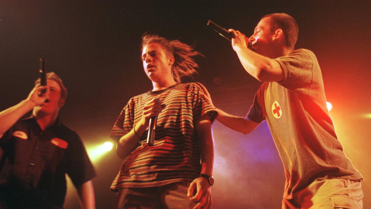 Fettes Brot bei einem Auftritt in den 90ern