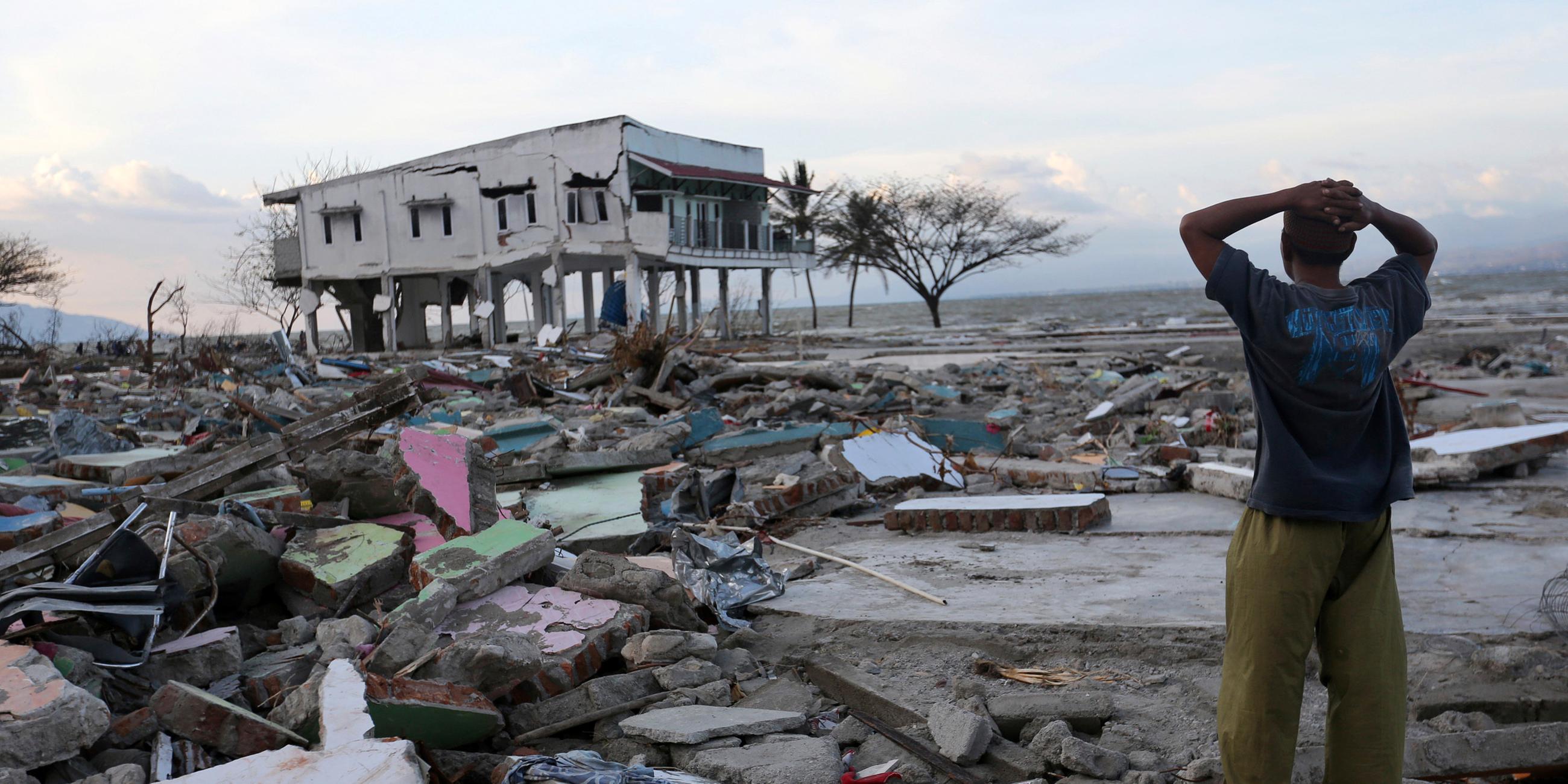 Zerstörte Häuser in Palu