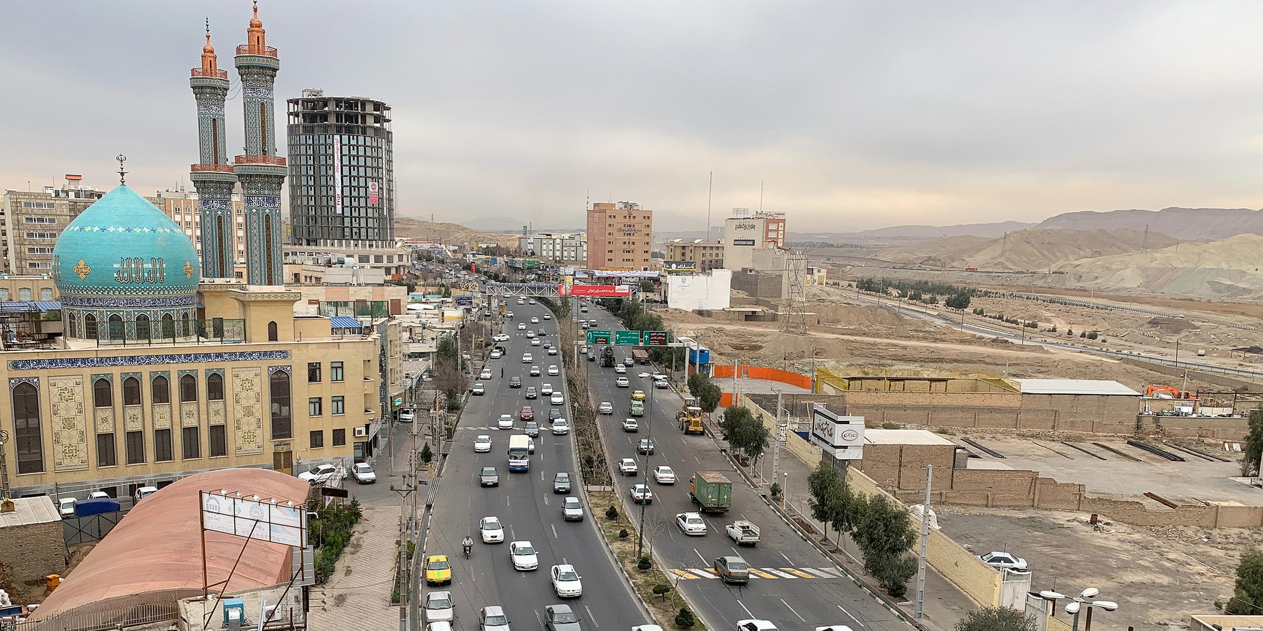 Archiv: Iran, Ghom: Die Al-Ghadir-Moschee 130 km südlich der Hauptstadt Teheran. 