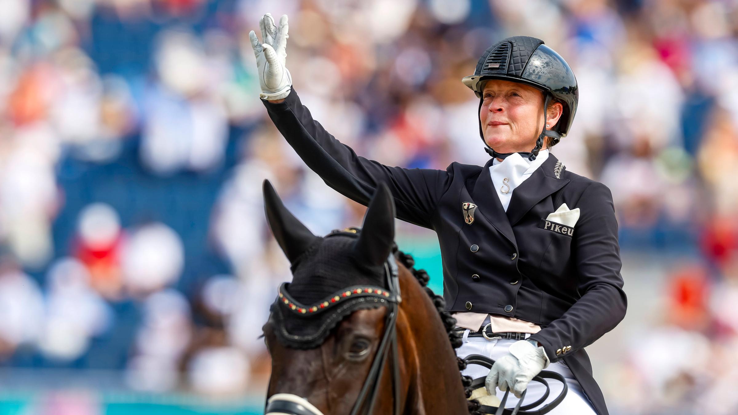 Die deutsche Dressurreiterin Isabell Werth auf dem Pferd Wendy