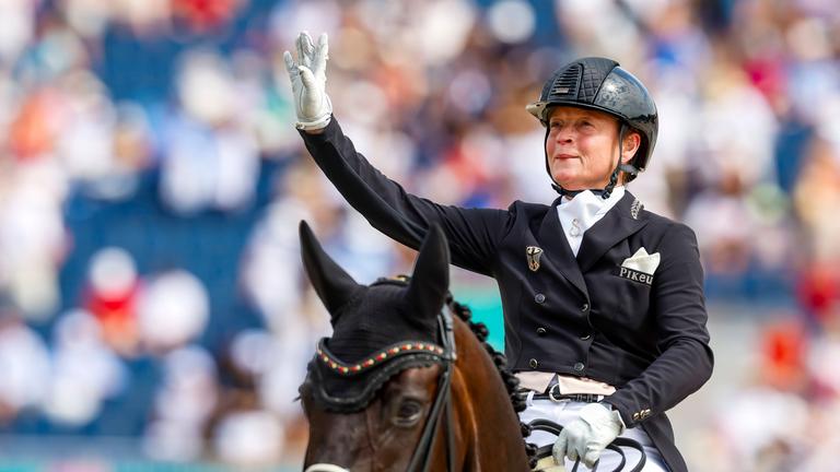 Die deutsche Dressurreiterin Isabell Werth auf dem Pferd Wendy