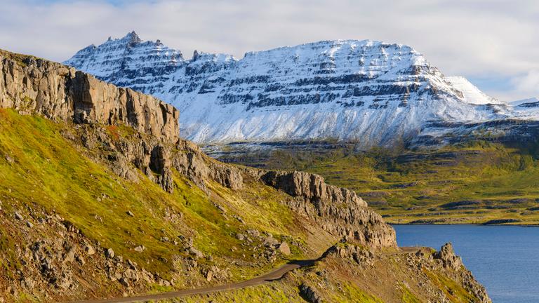 Westfjorde Islands im Herbst