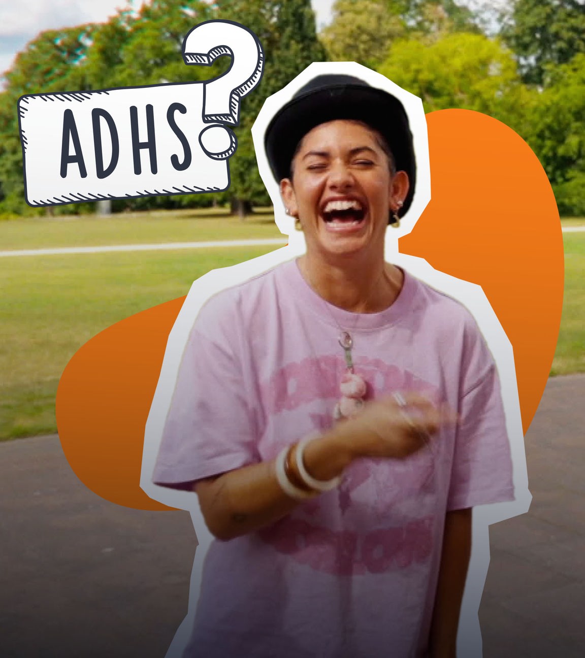 Jeannie lacht, neben ihr Co-Moderator Luca Hänni