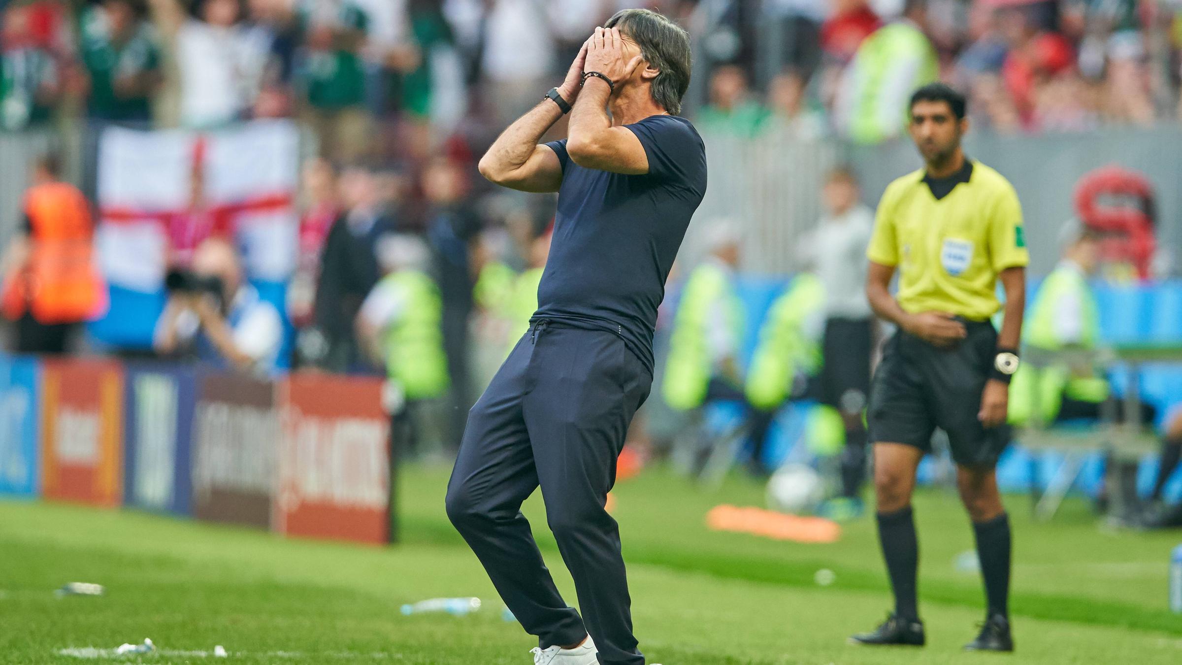 Jogi Löw wütend am Spielfeldrand