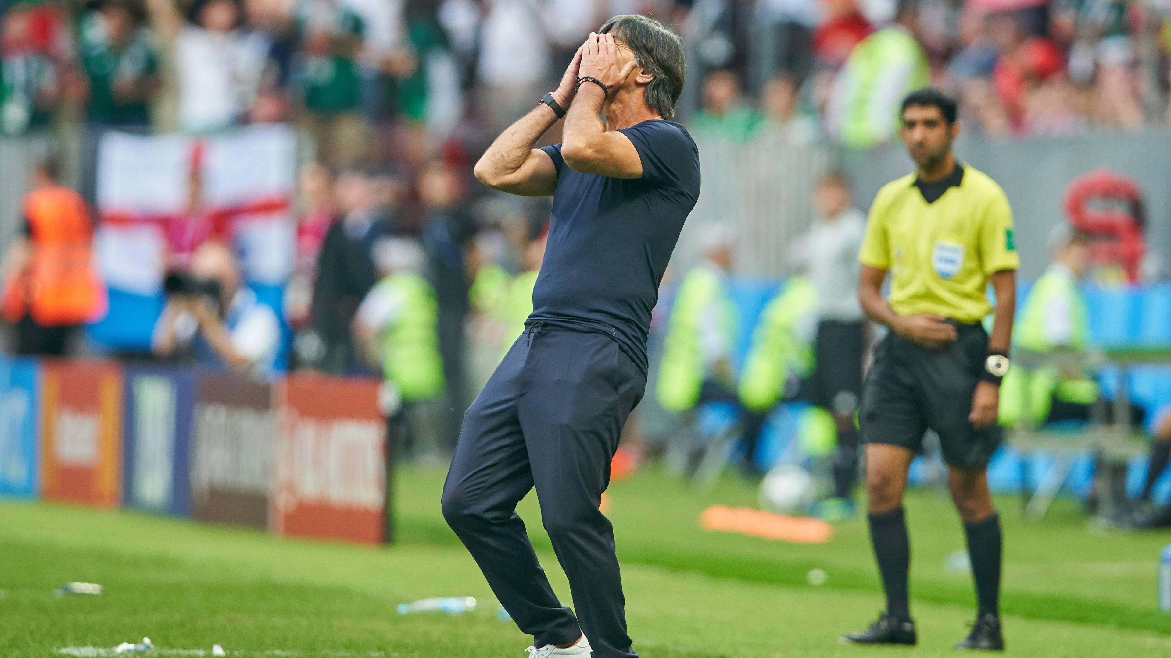 Jogi Löw wütend am Spielfeldrand