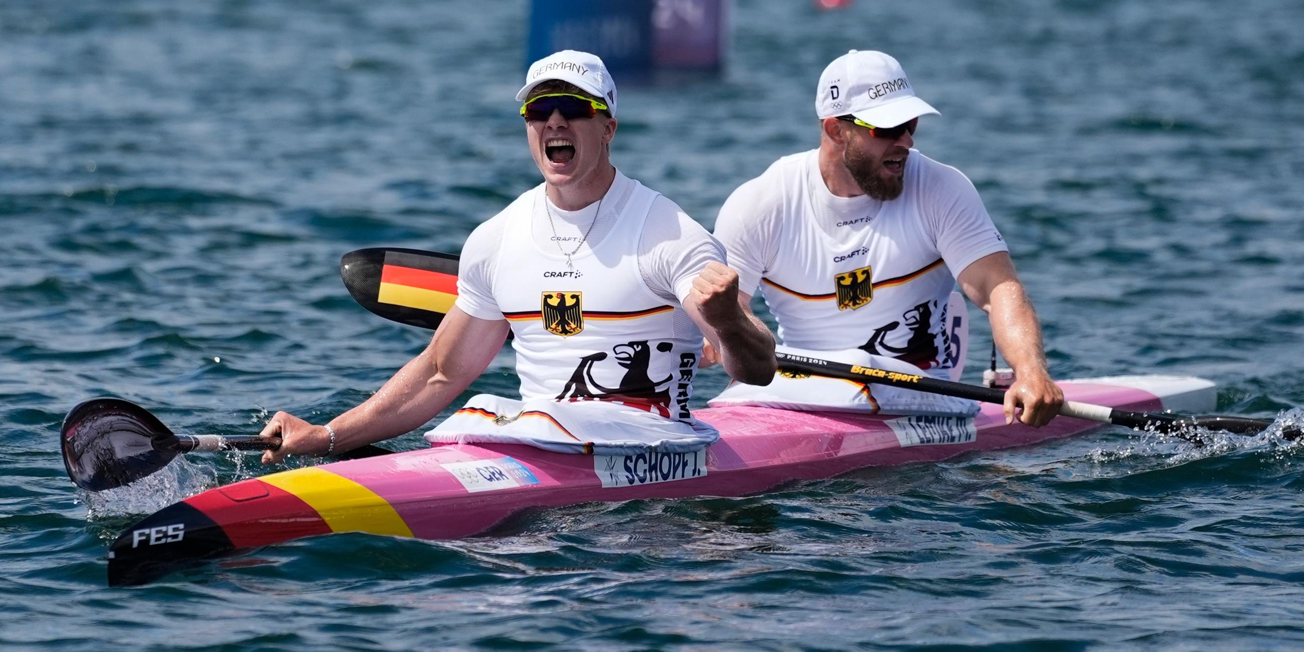 Jacob Schopf und Max Lemke jubeln