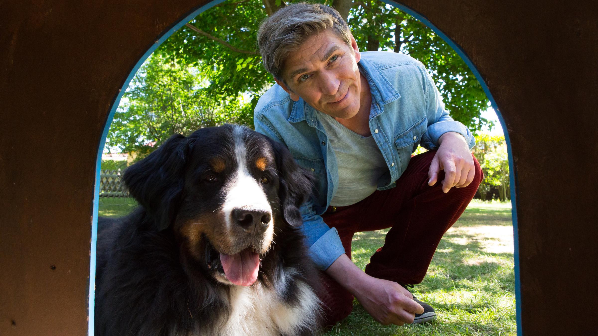 Berner Sennenhund Keks und Herrechen Fritz Fuchs. 