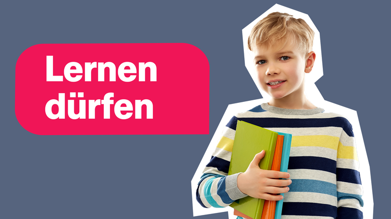 Junge lernt