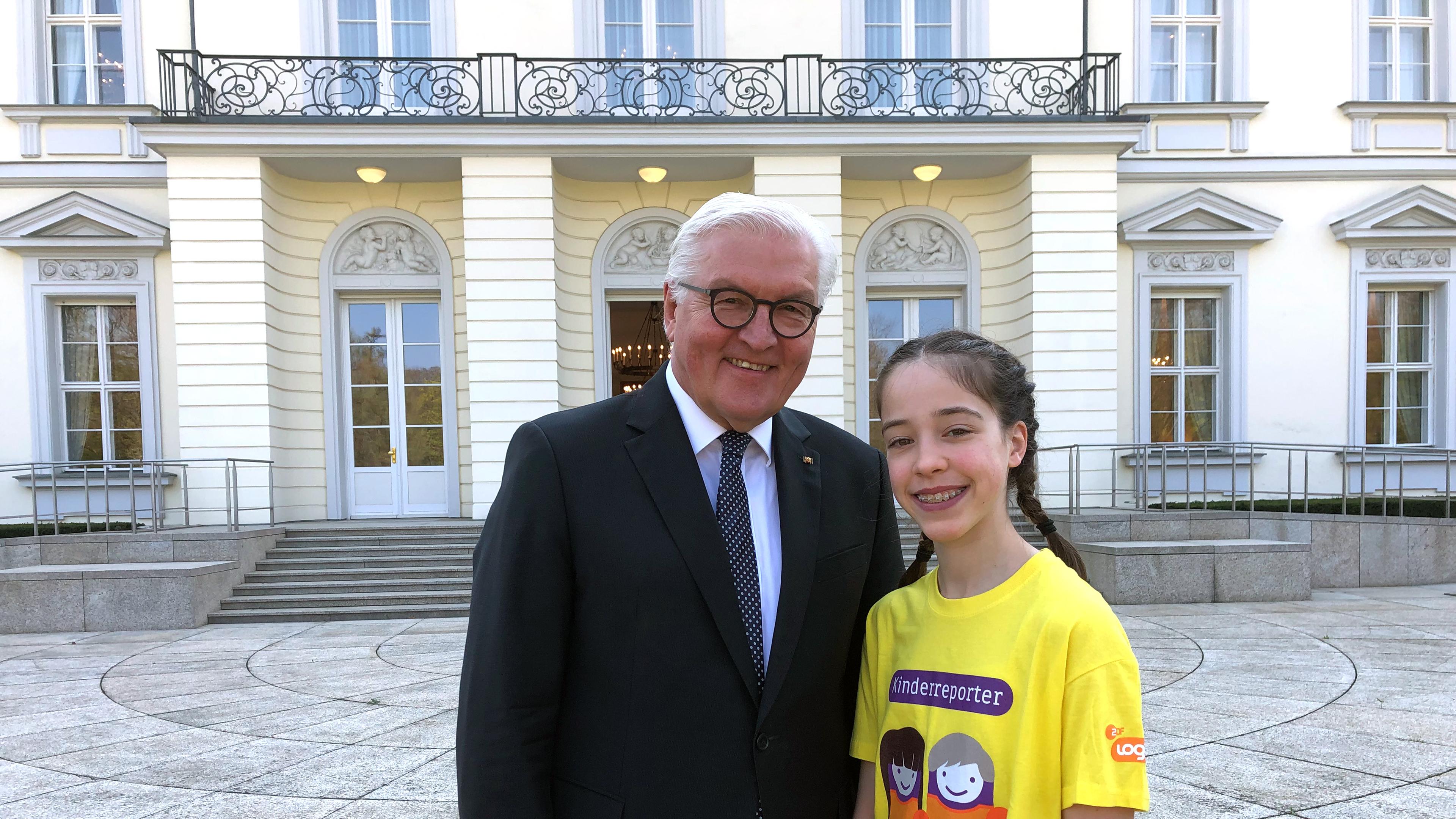 Kinderreporterin Lotte mit Bundespräsident Steinmeier