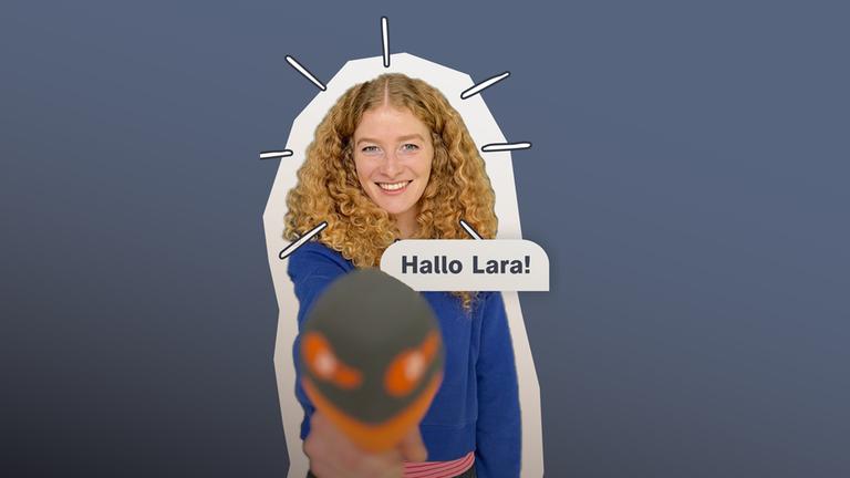 Reporterin Lara mit Mikro in Hand