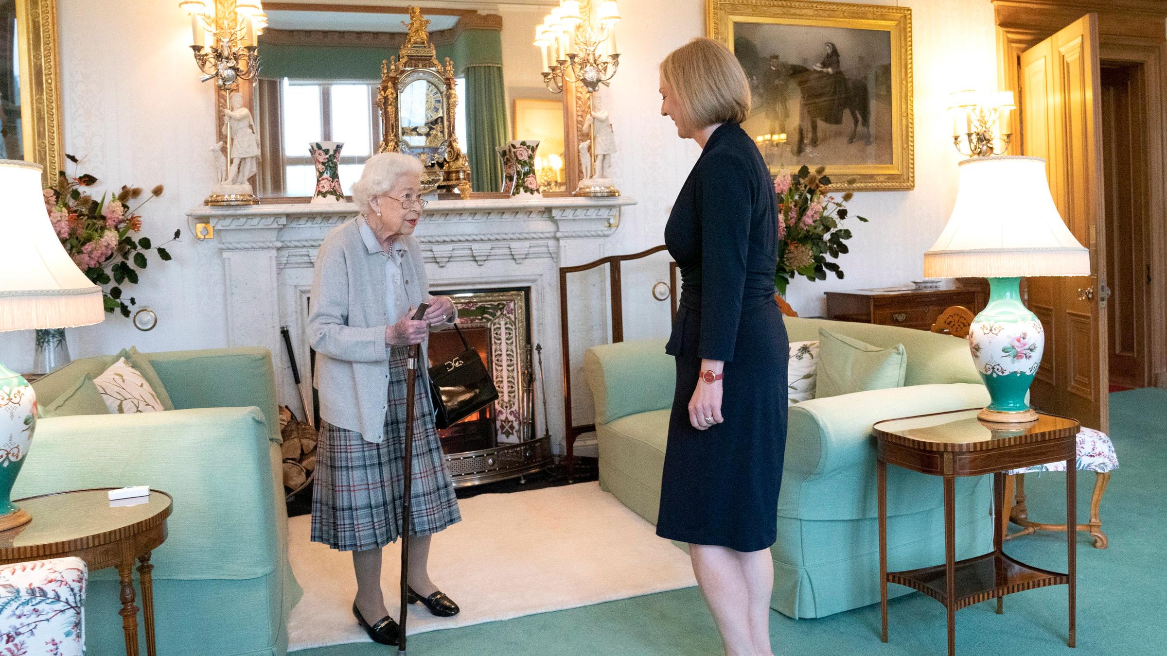 London: Liz Truss während der Audienz bei Queen Elizabeth II.