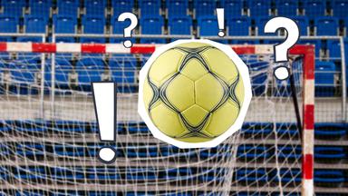 Ein Handball fliegt auf ein Tor zu - daneben stehen Fragezeichen und Ausrufezeichen
