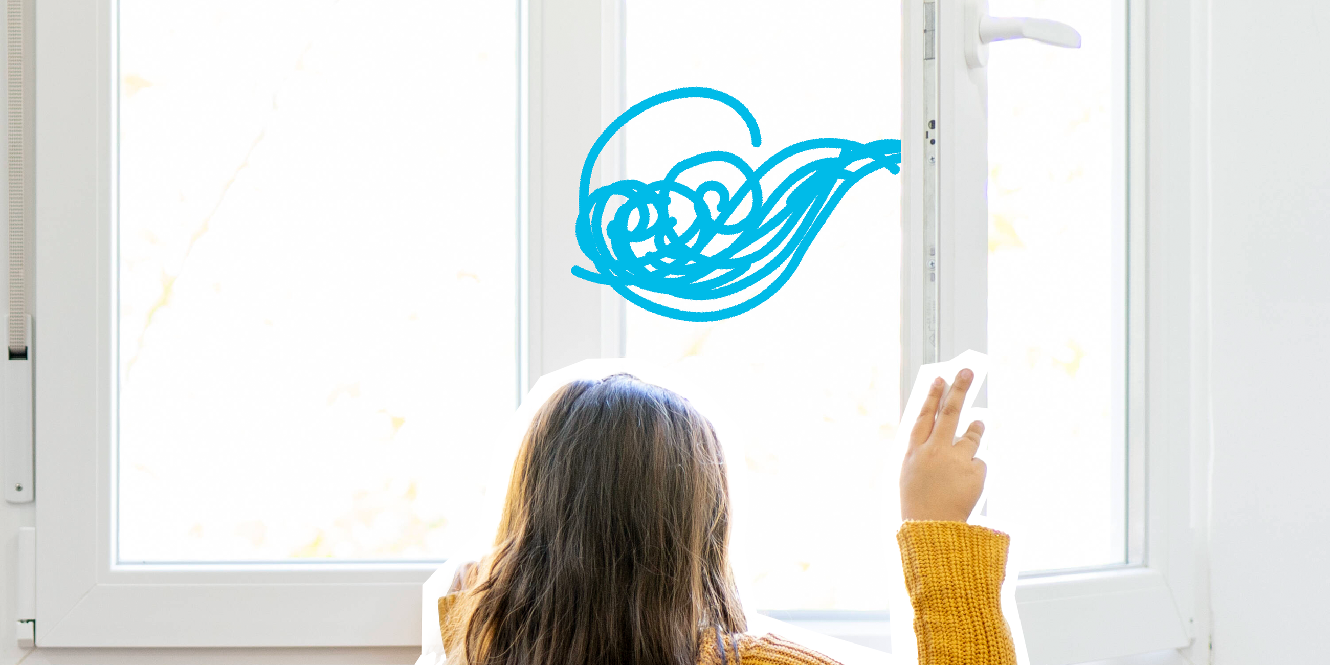 Fenster wird von Mädchen geöffnet