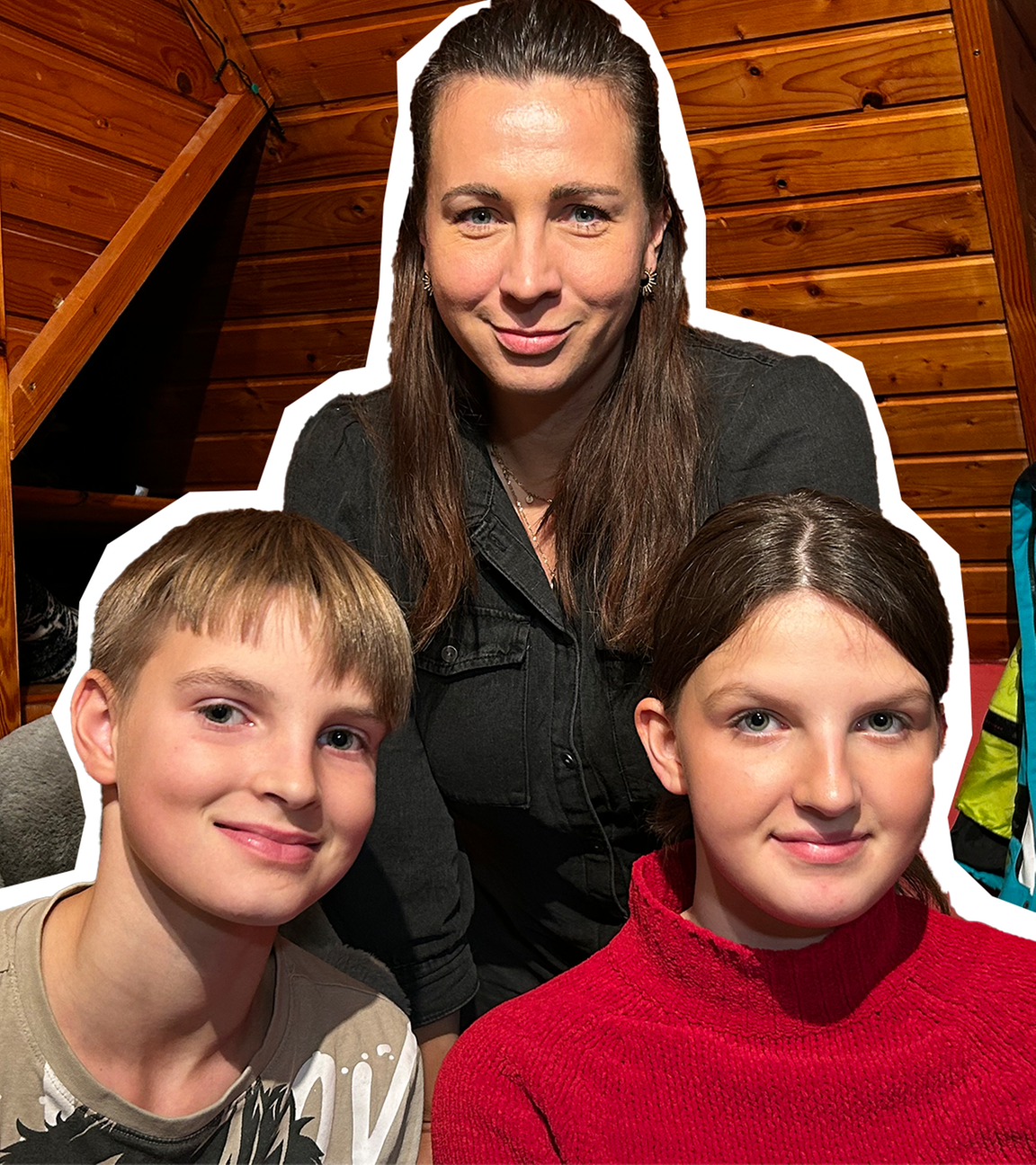 Gruppenfoto: Reporterin Magdalena mit zwei Kindern