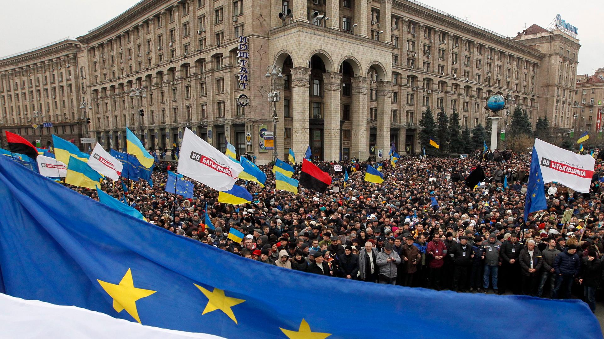 Pro-europäische Proteste auf dem Maidan Platz in Kiew am 1. Dezember 2013